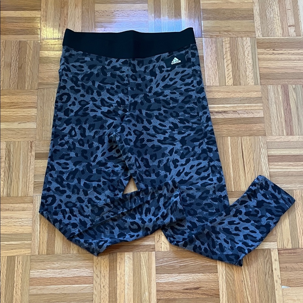 ADIDAS Leopard Print Camoflauge Gray Black Training Tights / Leggings L
